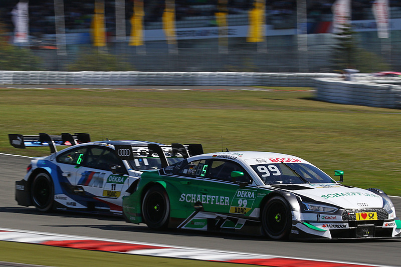 マイク・ロッケンフェラー（99番）とマルコ・ウィットマンの5位争い