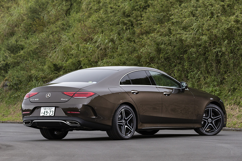 6月25日に発売された「CLS 450 4MATIC スポーツ」のボディサイズは5000×1895×1425mm（全長×全幅×全高）。ホイールベースは2940mm