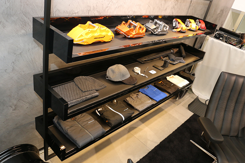 マクラーレンのビスポーク部門「MSO（マクラーレン・スペシャル・オペレーションズ）」のオプションパーツやアパレル製品なども展示