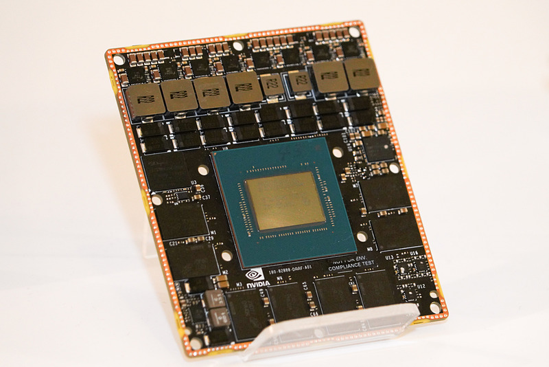 Jetson AGX Xavierの基板