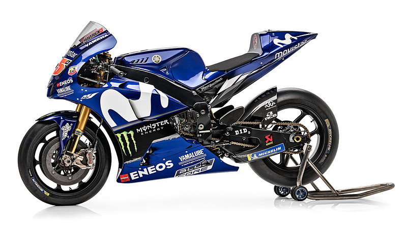 レース参戦車両やカスタマイズカーなどを集めて展示する「レース参戦車・カスタマイズカー展示」