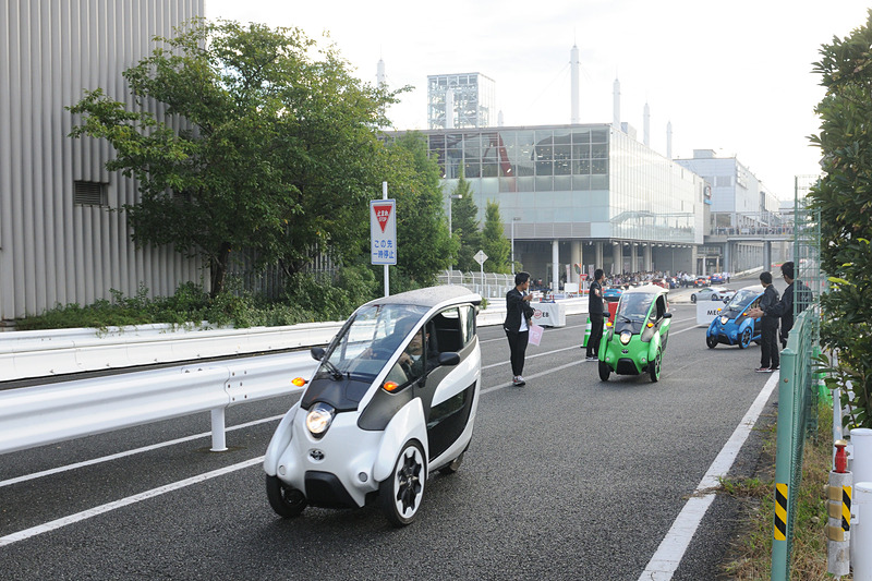 「超小型モビリティ公道試乗体験」は公道で超小型モビリティをドライブできる