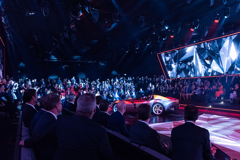 モンツァ SP1/SP2が発表された「キャピタルマーケット・デイ」の様子