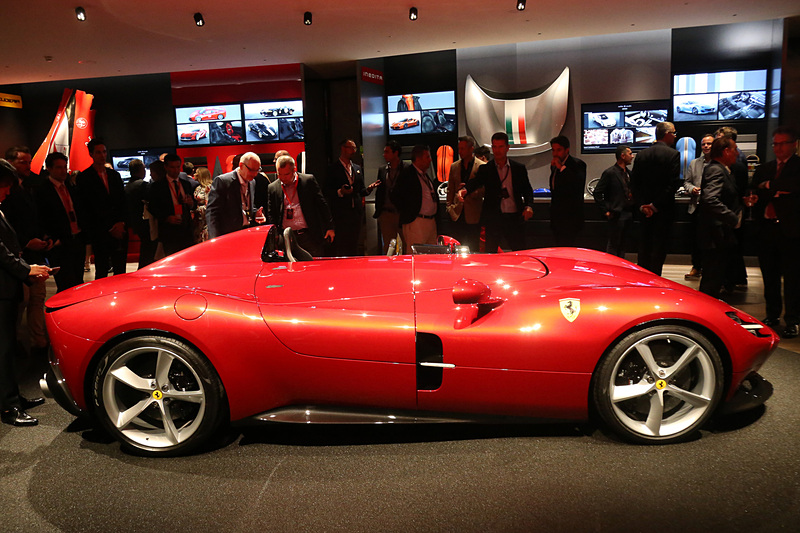 モンツァ SP1/SP2が発表された「キャピタルマーケット・デイ」の様子