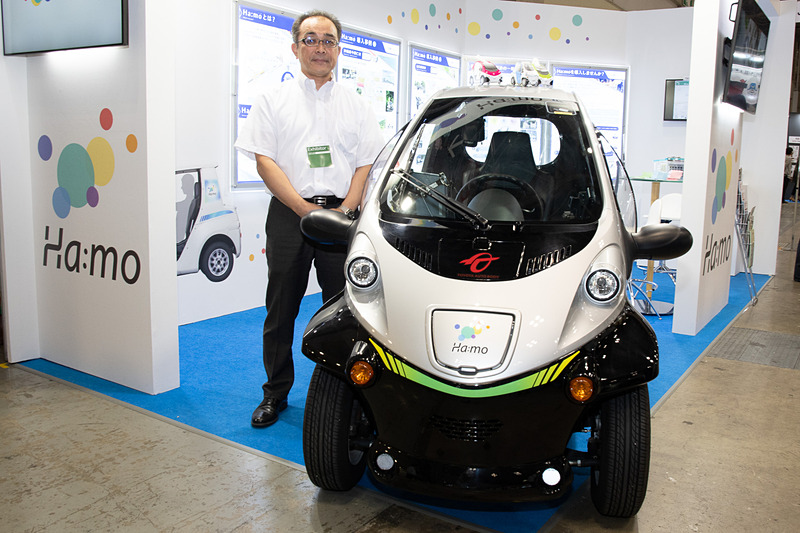 世界最大級 旅の祭典「ツーリズムEXPOジャパン2018」に出展したトヨタのカーシェアリングサービス「Ha:mo」と、開発に携わるトヨタ自動車株式会社 コネクティッドカンパニー MaaS事業部 モビリティサービス事業部 主査 川合浩史氏