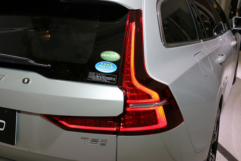 リアコンビネーションランプの形状もデザインアイコンの1つ