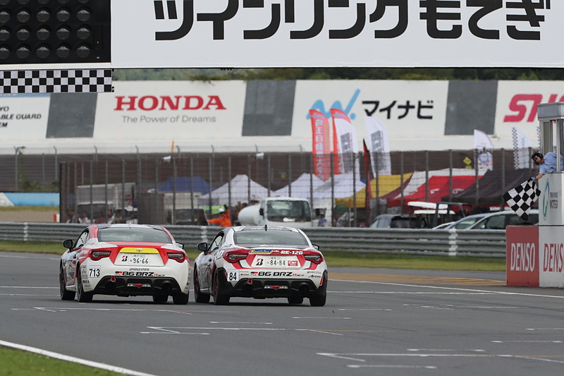 その差8/1000秒。元クラブマンチャンピオン・松原選手と漫画のような競り合いに