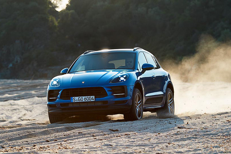 新型コンパクトSUV「マカン」をヨーロッパ初公開