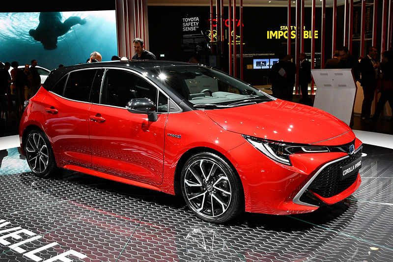 カローラ ハイブリッド