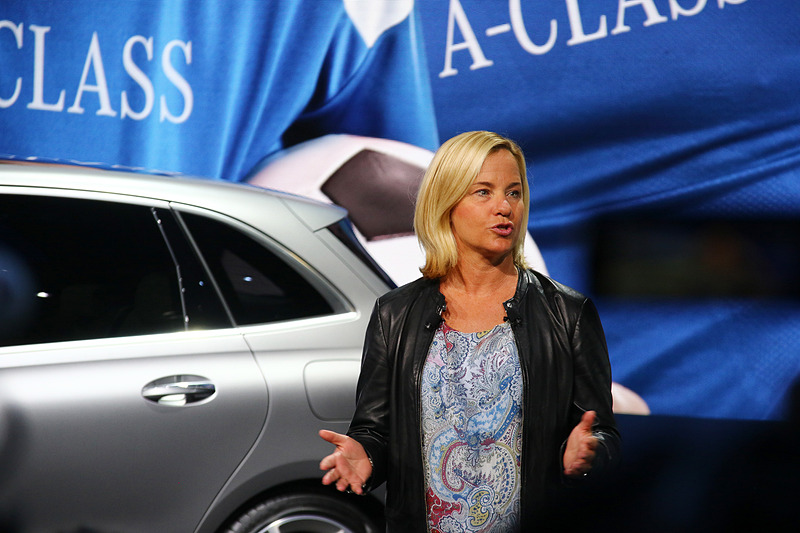 世界初公開となる新型「Bクラス」のプレゼンテーション