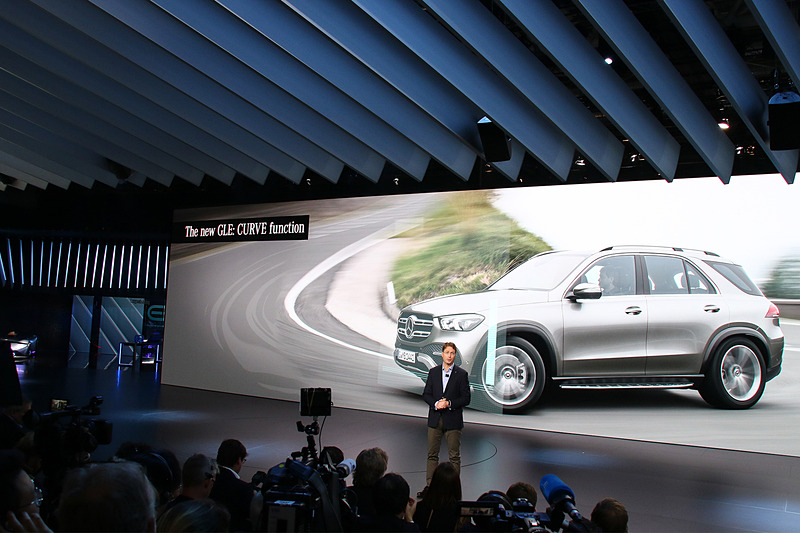 新型「GLE」のプレゼンテーション