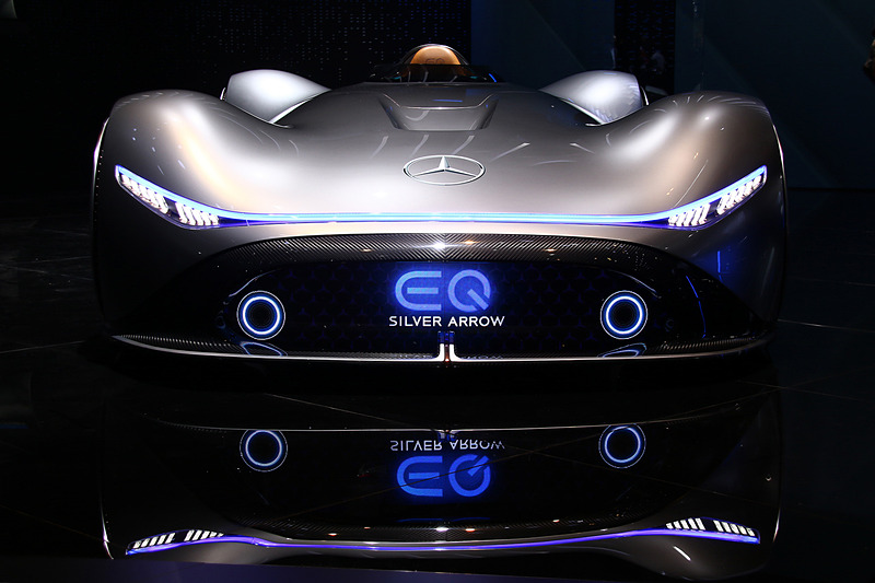 Vision EQ シルバーアロー