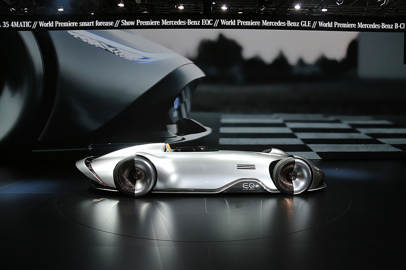 Vision EQ シルバーアロー