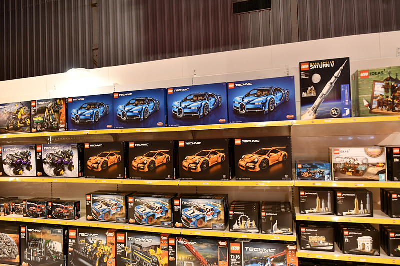 会場内にレゴショップが出現。シロンをすぐ買えるようになっていた