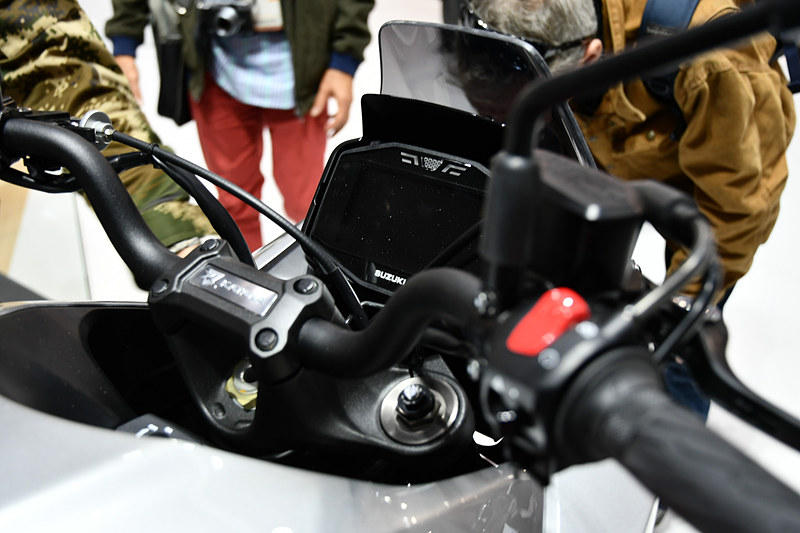 デジタルタイプのメーター