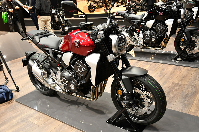 Neo Sports Café Conceptのコンセプトそのままに登場した、市販車のCB1000R