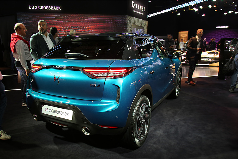新型モデル「DS 3 クロスバック」