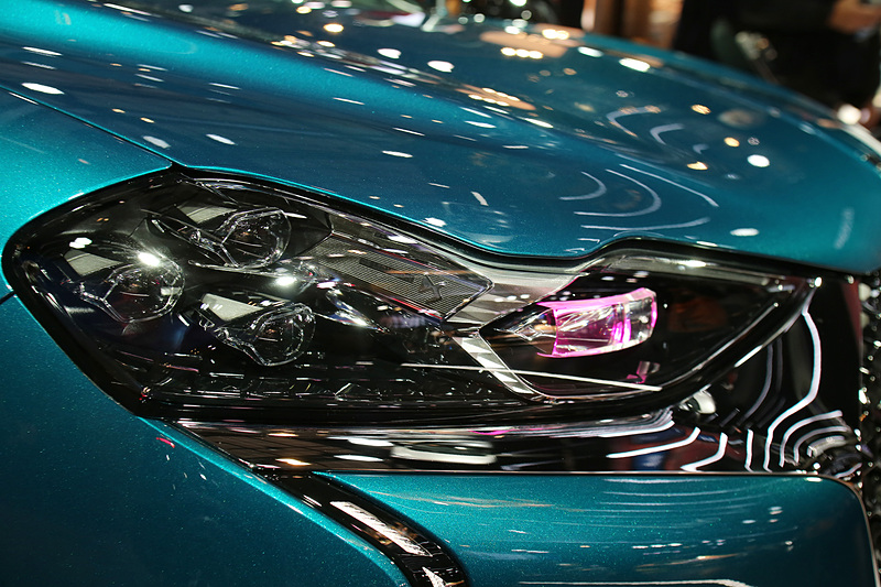 新型モデル「DS 3 クロスバック」