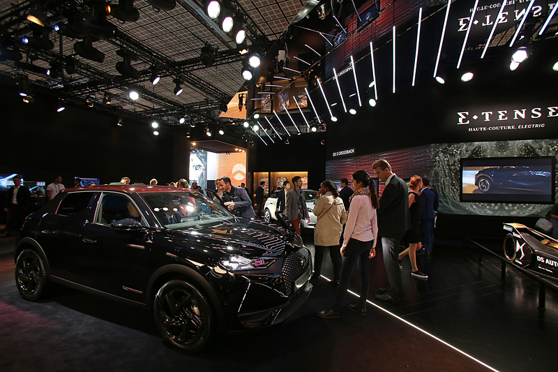 ローンチ限定車として用意される「DS 3 クロスバック LA PREMIERE」