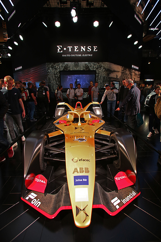 「DS E-TENSE FE 19」