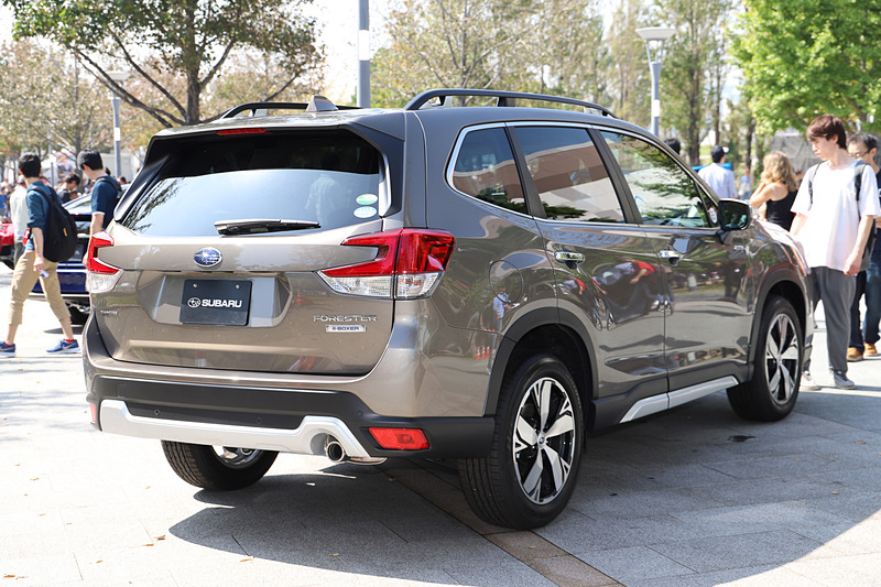 「フォレスター Advance」はXVの隣で見られる