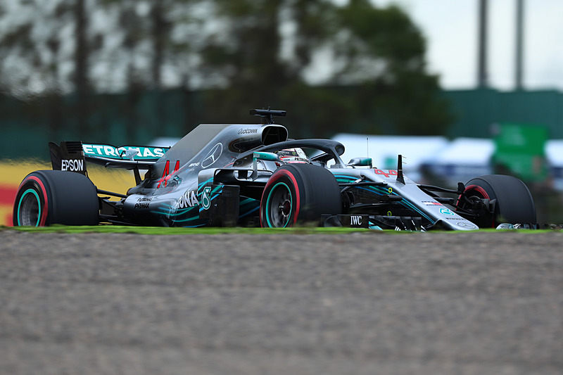 ポールポジションを獲得したルイス・ハミルトン選手（44号車 メルセデス）