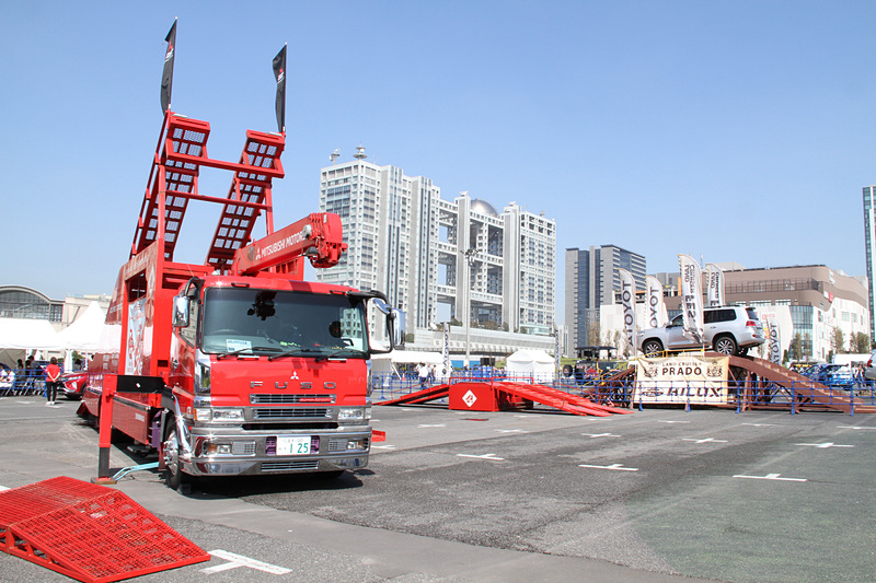 三菱自動車による「オフロード同乗試乗体験」。試乗車は「デリカD：5」「エクリプス クロス」