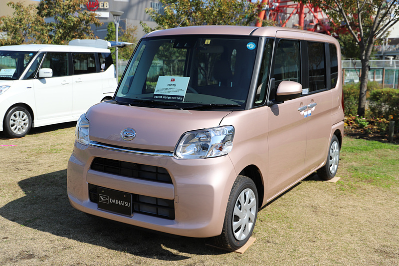 ダイハツ「タント」