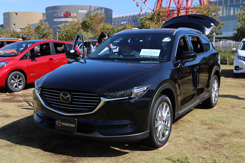 マツダ CX-8