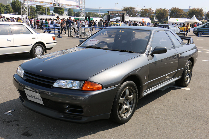 日産「スカイライン GT-R」