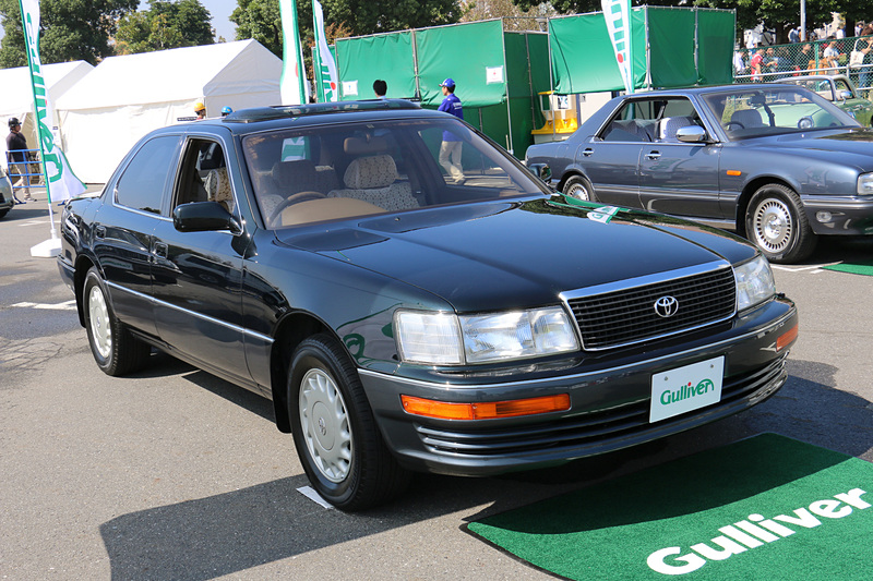 トヨタ「セルシオ」