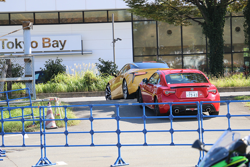 「最新乗用車・商用車 公道試乗体験」は、会場を後にして一般道で最新モデルを運転できる