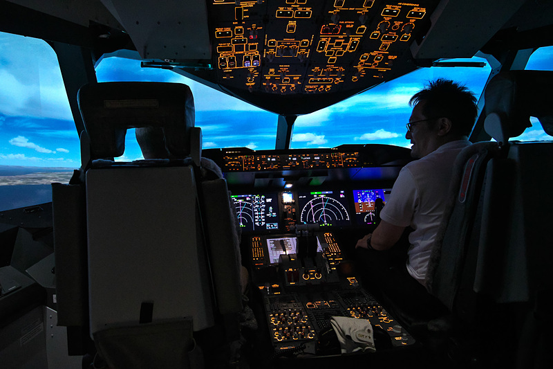 フライトシミュレータを楽しめるコーナーもあった