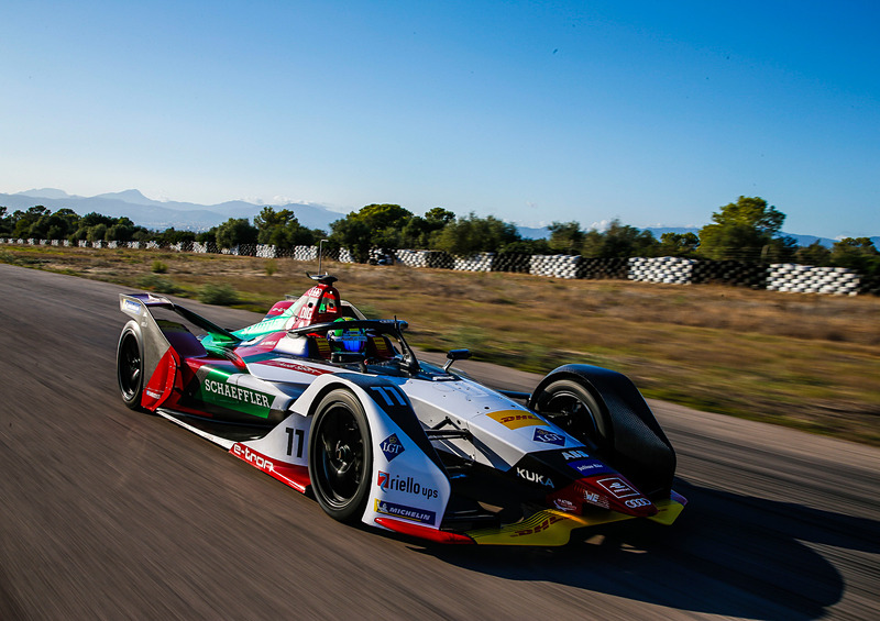 Audi e-tron FE05は昨シーズン同様、ダニエル・アプト/ルーカス・ディ・グラッシ選手がドライブ