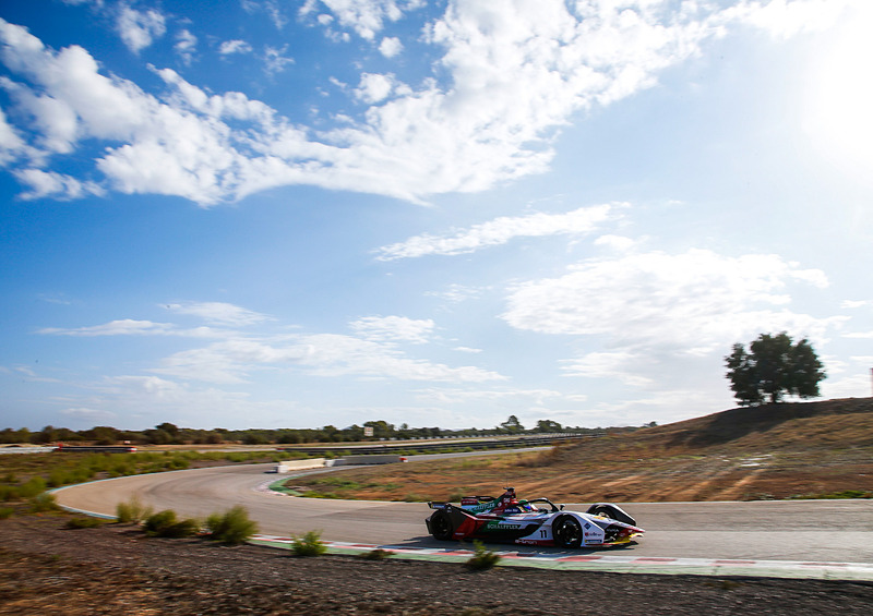 Audi e-tron FE05は昨シーズン同様、ダニエル・アプト/ルーカス・ディ・グラッシ選手がドライブ