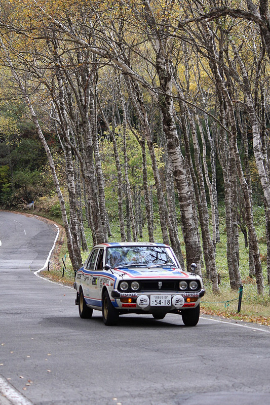 Legend of THE RALLYを走る「ダイハツ・シャルマン」