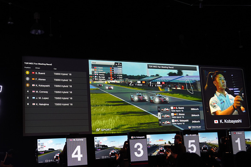 レースを盛り上げたアロンソ選手とブエミ選手のバトル