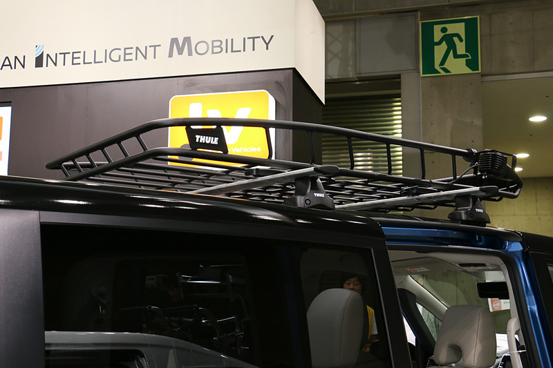 スーリー製のルーフラックを装着