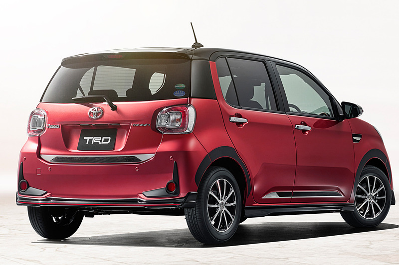 パッソ用カスタマイズパーツ装着車