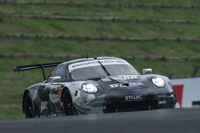 FP2でLMGTE Amの1位となった88号車 Porsche 911 RSR（星野敏/ジョルジオ・ローダ/マッテオ・カイローリ組、MI）