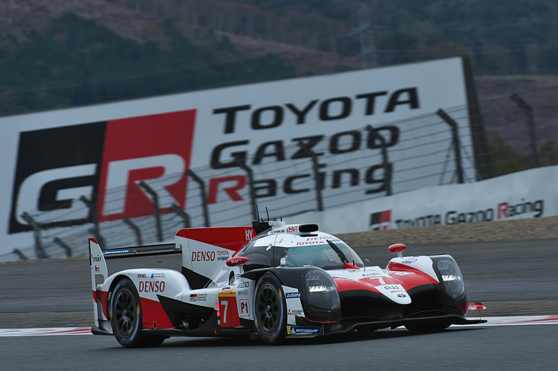 ポールポジションを獲得した7号車 Toyota TS050-Hybrid（マイク・コンウェイ/小林可夢偉/ホセ・マリア・ロペス組、MI）。その後、タイム抹消となり、最後尾スタートとなった