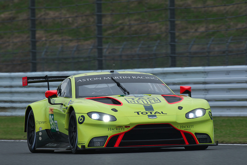 LMGTE Proクラスのポールは、95号車 Aston Martin Vantage（マルコ・ソレンセン/ニッキー・ティーム組、MI）