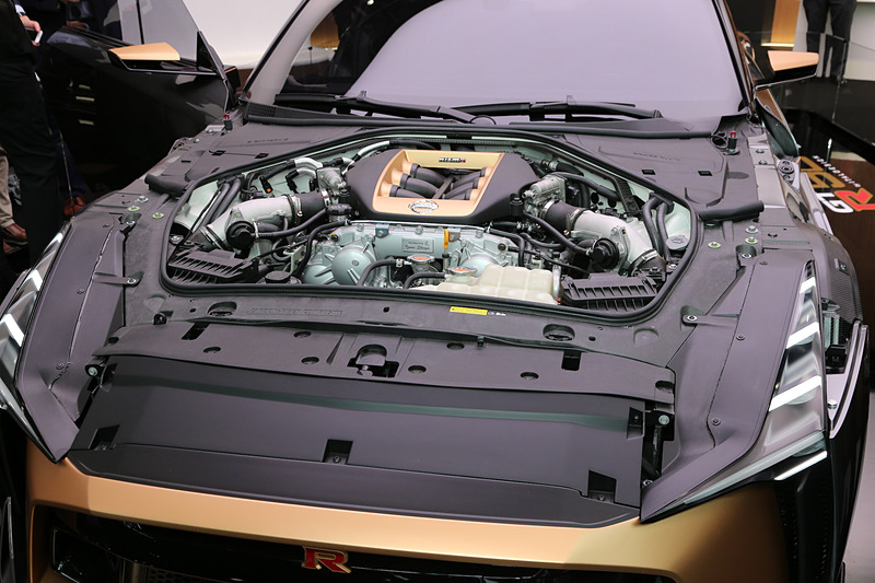 ニスモ製のV型6気筒DOHC 3.8リッターツインターボエンジンが出現。最高出力720PS/7100rpm、最大トルク780Nm/3600-5600rpmを発生する予定