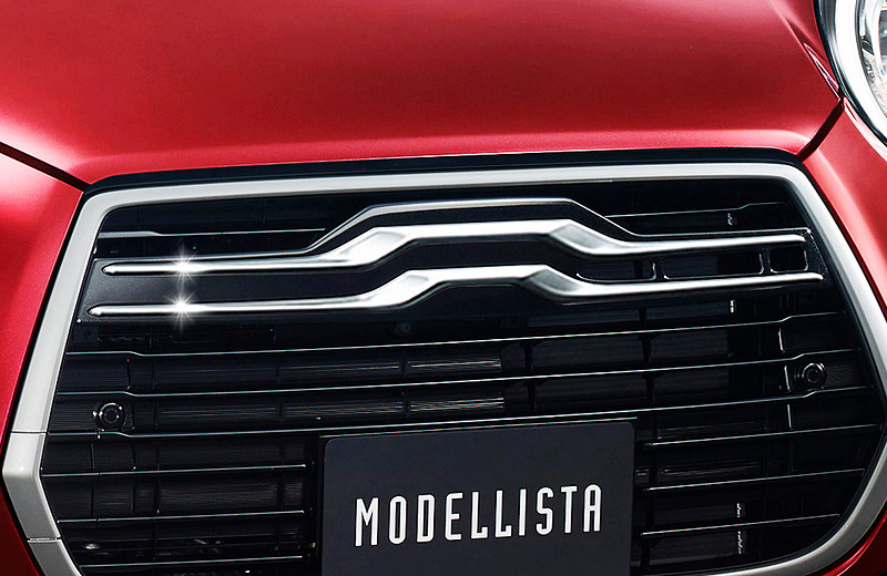 レイヤードウイングガーニッシュ（メッキ調）：3万5640円