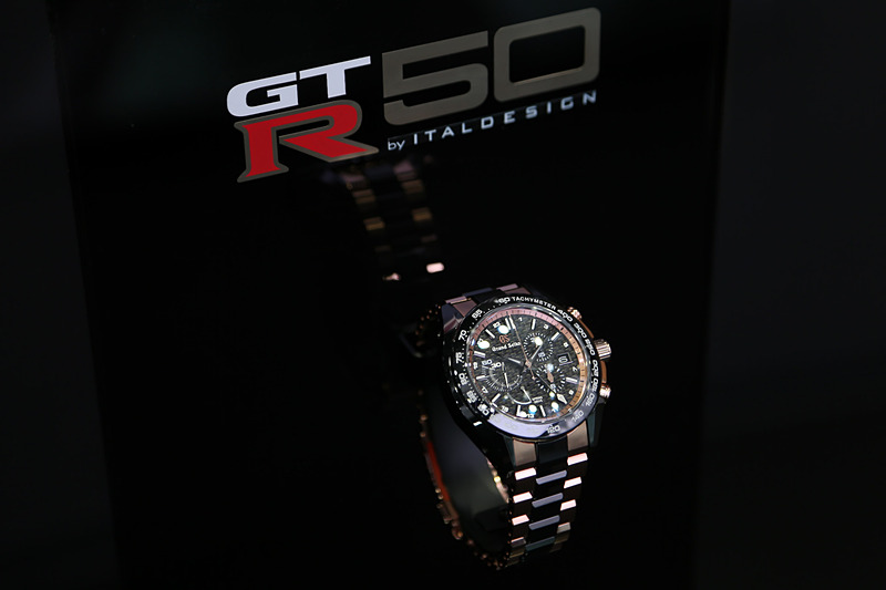 NISSAN CROSSINGで実物を見ることができる