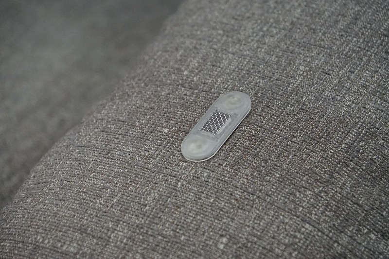 匂いセンサを装着したシート