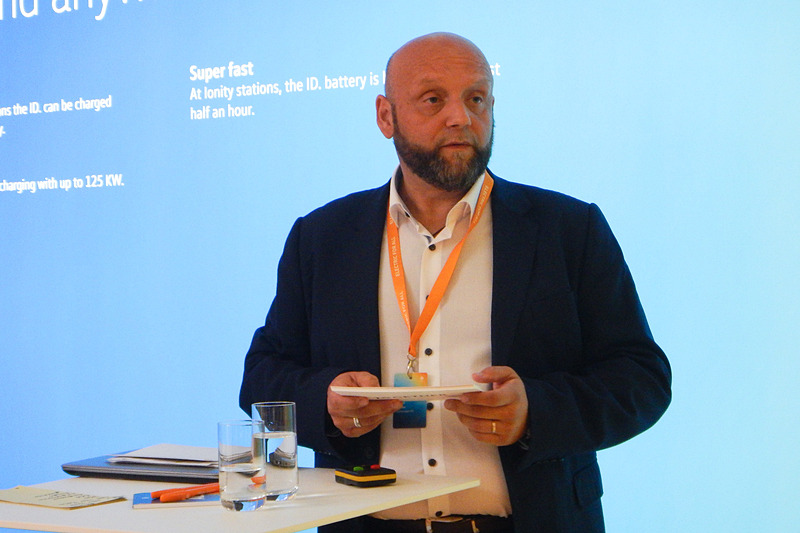 独フォルクスワーゲンで充電インフラの責任者を務めるMichel Vlahov氏