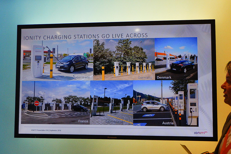 Paul Entwistle氏のプレゼンテーション資料