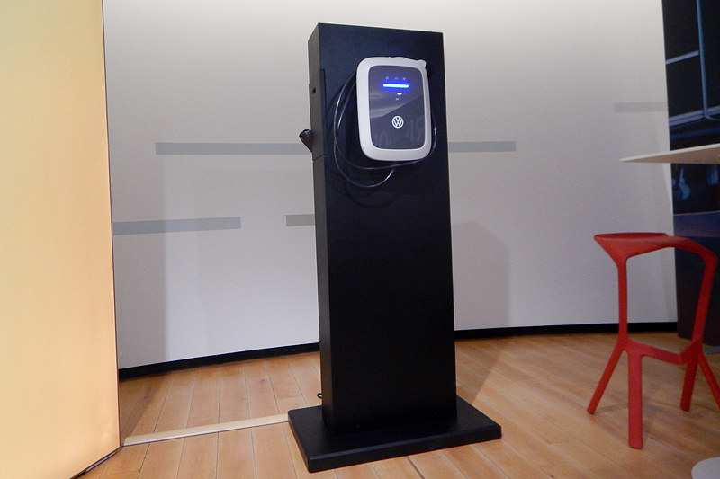 ワークショップで公開された家庭用充電システム「Volks-Wallbox（フォルクスウォールボックス）」