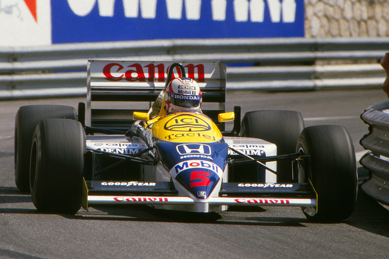1986年のモナコグランプリ。ドライバーはナイジェル・マンセル。マシンはFW11。フロントウィングとリアウィングにCanon（いずれも筆者撮影）